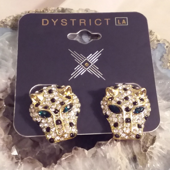 Dystrict LA Jewelry - Dystrict LA Leopard Fashion Earrings